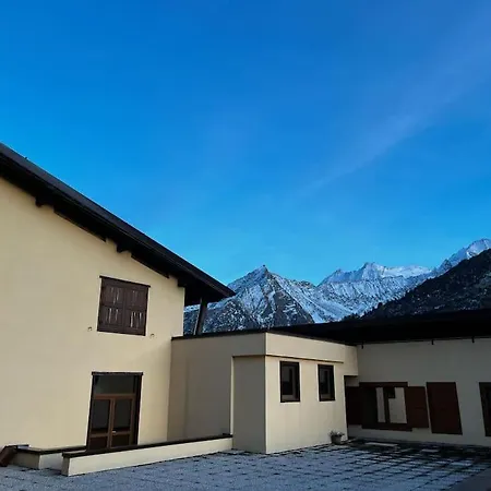 Italian Alps Gateway - Huge, Comfortable Place!