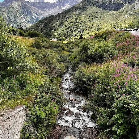 Italian Alps Gateway - Huge, Comfortable Place! *